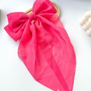 Elegant Pink Hair Bow